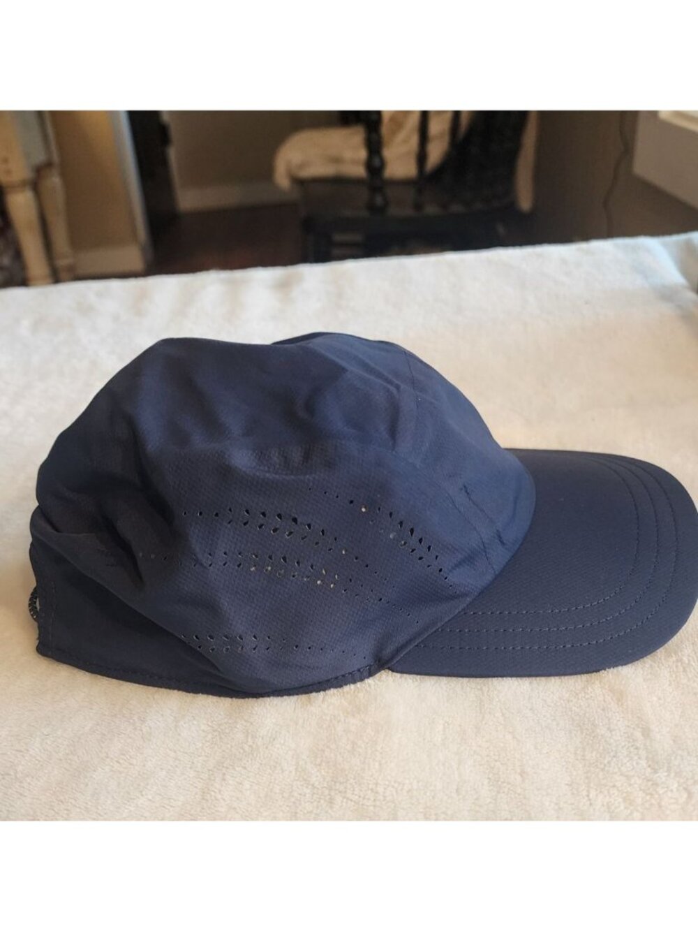 Athleta Ultra Light Run Cap 3.0 Navy Blue - Picture 3 of 5
